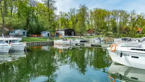 Łabędzi Ostrów i jezioro Kisajno przed Majówką - zdjęcie 3