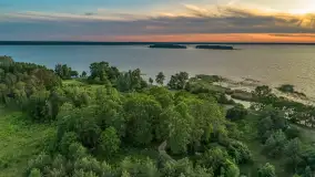 Zachód słońca nad jeziorem Śniardwy i wyspą Szeroki Ostrów, czerwiec 2025 r. - zdjęcie 19