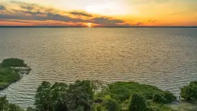 Zachód słońca nad jeziorem Śniardwy i wyspą Szeroki Ostrów, czerwiec 2025 r. - zdjęcie 18