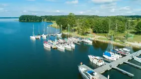 Przystań Nautica z lotu ptaka, lipcowy poranek, 2025 r. - zdjęcie 15