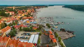 Mikołajki po zachodzie słońca z drona, sierpień 2025 r. - zdjęcie 24