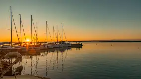 Zachód słońca nad jeziorem Śniardwy, Marina Śniardwy, sierpień 2025 r. - zdjęcie 1