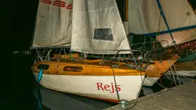 XXVI Zlot Klubu Jacht Oldtimer - nocne podniesienie żagli 2025 - zdjęcie 38