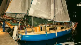 XXVI Zlot Klubu Jacht Oldtimer - nocne podniesienie żagli 2025 - zdjęcie 20