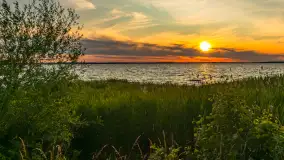Zachód słońca nad jeziorem Śniardwy, Szeroki Ostrów, czerwiec 2025 r. - zdjęcie 30