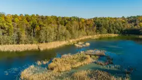 Jezioro Krutyńskie i Krutynia w jesiennej odsłonie, październik 2025 r. - zdjęcie 1