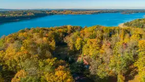 Jesień nad jeziorem Kisajno w Pięknej Górze, październik 2025 r. - zdjęcie 10