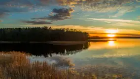 Zachód słońca nad jeziorem Gołdopiwo z drona, listopad 2025 r. - zdjęcie 44