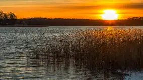 Zimowy zachód słońca nad jeziorem Kisajno, styczeń 2025 r. - zdjęcie 15