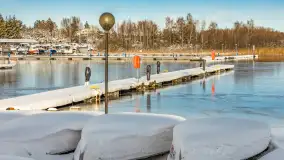 Zimowa sceneria w AZS Wilkasy nad Niegocinem, grudzień 2025 r. - zdjęcie 43