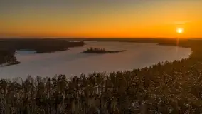 Zachód słońca nad jeziorem Nidzkim, Ruciane Nida z drona, styczeń 2026 r.  - zdjęcie 17