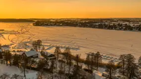 Zachód słońca nad jeziorem Bocznym z drona, styczeń 2026 r. - zdjęcie 11