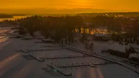 Zachód słońca nad jeziorem Ryńskim z drona, luty 2026 r. - zdjęcie 16