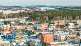 Jezioro Jędzelewo i Stare Juchy z lotu ptaka w zimowej scenerii, luty 2026 r. - zdjęcie 10