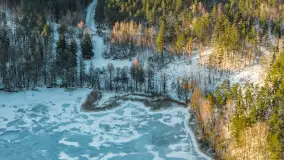 Zimowy wieczór nad jeziorem Tyrkło z drona, luty 2026 r. - zdjęcie 16