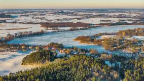 Zimowy wieczór nad jeziorem Tyrkło z drona, luty 2026 r. - zdjęcie 22