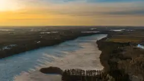 Przedwiośnie z drona nad jeziorem Ublik Mały, marzec 2026 r. - zdjęcie 28