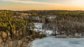 Przedwiośnie z drona nad jeziorem Ublik Mały, marzec 2026 r. - zdjęcie 9