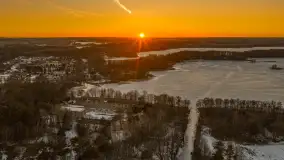 Przedwiośnie z drona, jezioro Kisajno, marzec 2026 r. - zdjęcie 18