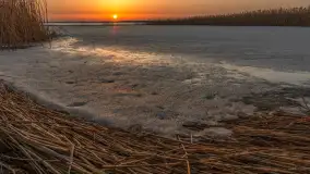 Zachód słońca nad jeziorem Mamry, port Rybaczówka Kal, marzec 2026 r. - zdjęcie 33