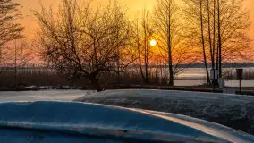 Zachód słońca nad jeziorem Mamry, port Rybaczówka Kal, marzec 2026 r. - zdjęcie 13