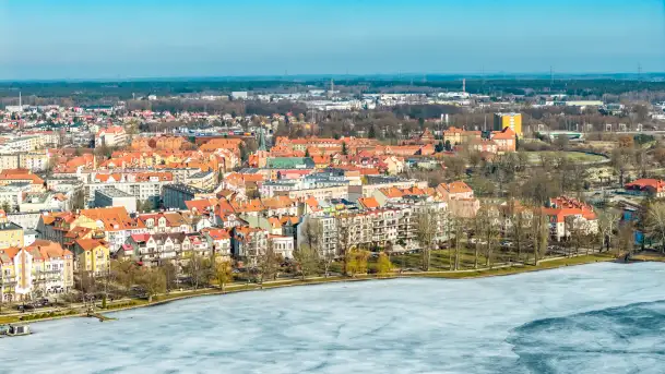 Przedwiośnie w Ełku z drona, okolice ulicy Zamkowej, marzec 2026 r. - zdjęcie 10