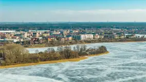 Przedwiośnie w Ełku z drona, okolice ulicy Zamkowej, marzec 2026 r. - zdjęcie 45