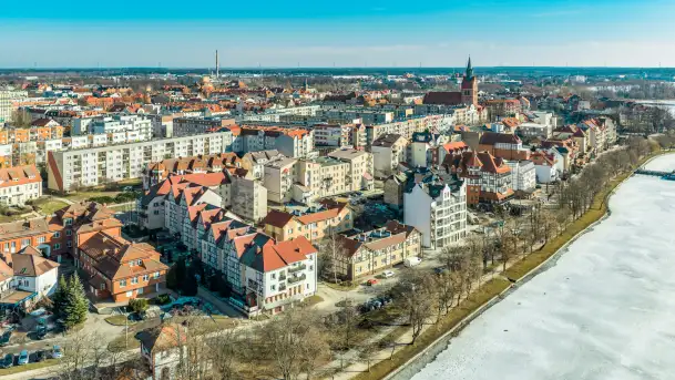 Przedwiośnie w Ełku z drona, okolice ulicy Zamkowej, marzec 2026 r. - zdjęcie 3