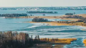 Jeziora Niegocin, Niałk Duży i Mały oraz Wojnowo u progu wiosny, z lotu ptaka - zdjęcie 23