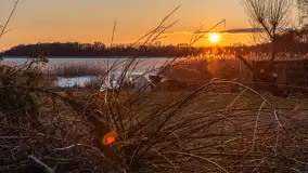 Zachód słońca nad jeziorem Stręgiel, marzec 2026 r. - zdjęcie 12
