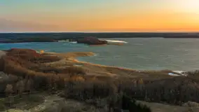 Zachód słońca nad wsią i jeziorem Stręgiel, marzec 2026 r. - zdjęcie 21