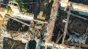 Ruiny pałacu w Mieduniszkach Wielkich, marzec 2026 r. - zdjęcie 14