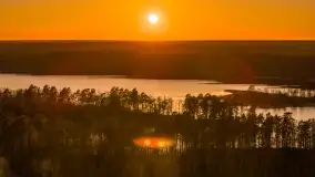 Zachód słońca nad jeziorem Nidzkie, Ruciane-Nida i Pod Dębem, kwiecień 2026 r. - zdjęcie 34