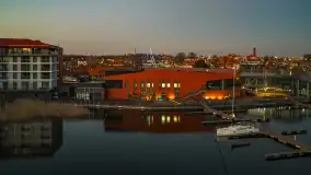 Końcówka dnia w Mikołajkach z drona, kwiecień 2026 r. - zdjęcie 7