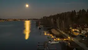 Końcówka dnia w Mikołajkach z drona, kwiecień 2026 r. - zdjęcie 35