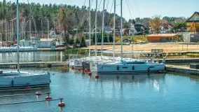 Port PTTK Wilkasy i pierwsze jachty na wodzie, kwiecień 2026 r. - zdjęcie 9