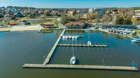 Port PTTK Wilkasy i pierwsze jachty na wodzie, kwiecień 2026 r. - zdjęcie 12