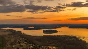 Zachód słońca nad jeziorem Kisajno, Pierkunowo, kwiecień 2026 r. - zdjęcie 34