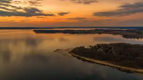 Zachód słońca nad jeziorem Kisajno, Pierkunowo, kwiecień 2026 r. - zdjęcie 30