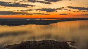 Zachód słońca nad jeziorem Kisajno, Pierkunowo, kwiecień 2026 r. - zdjęcie 19