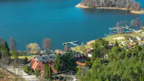 Jeszcze raz okolice Wierzby na wiosennych ujęciach z drona - zdjęcie 14