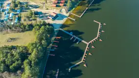 Przystań Mazury w Krzyżach nad jeziorem Nidzkim, kwiecień 2026 r. - zdjęcie 12