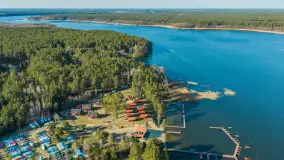Przystań Mazury w Krzyżach nad jeziorem Nidzkim, kwiecień 2026 r. - zdjęcie 14