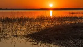 Zachód słońca nad jeziorem Dargin, kwiecień 2026 r.