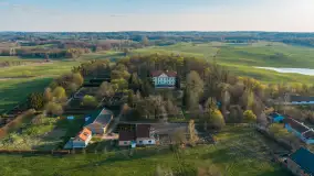 Pałac w Nakomiadach z lotu ptaka, kwiecień 2026 r. - zdjęcie 20