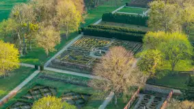 Pałac w Nakomiadach z lotu ptaka, kwiecień 2026 r. - zdjęcie 16