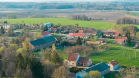 Pałac w Nakomiadach z lotu ptaka, kwiecień 2026 r. - zdjęcie 14