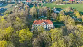 Pałac w Nakomiadach z lotu ptaka, kwiecień 2026 r. - zdjęcie 10