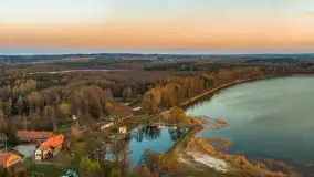 Zachód nad Darginem z drona, kwiecień 2026 r. - zdjęcie 9