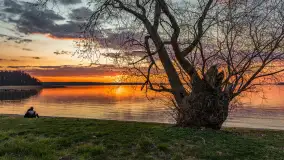 Zachód słońca w Pierkunowie, Kisajno, kwiecień 2026 r. - zdjęcie 6